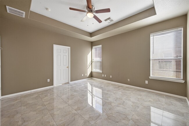 Building Photo - 18818 Flagstone Creek Rd