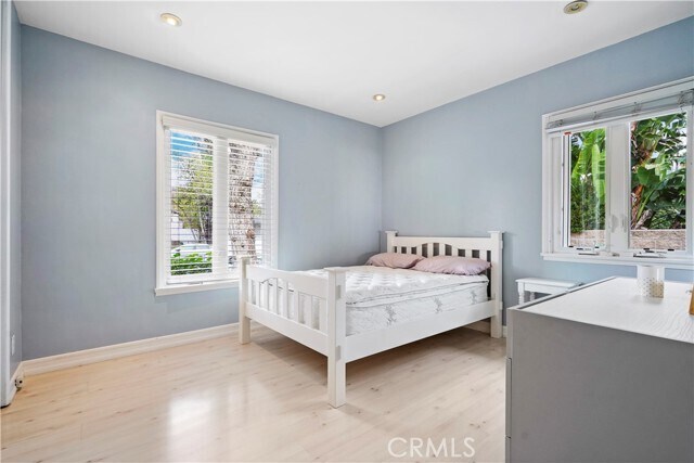 Building Photo - 5362 Yolanda Ave