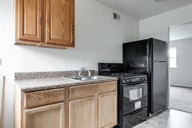 Building Photo - 1907 Whitcomb St