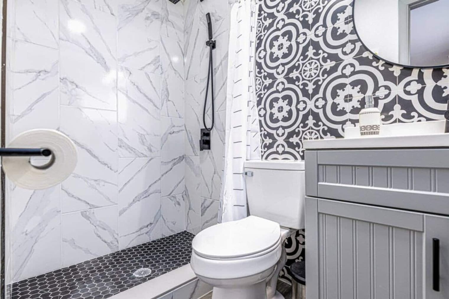 Building Photo - 1629 N Goldenrod Rd