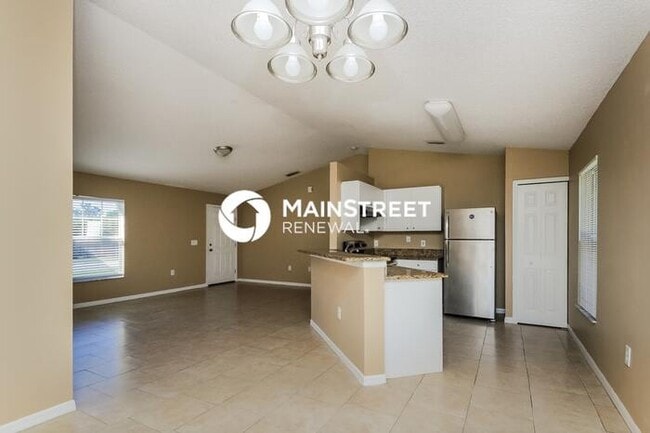 Building Photo - 3 Bedroom Pet-Friendly Home in Mims, FL with Main Street Renewal