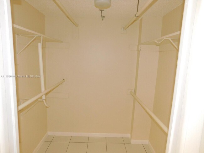 Building Photo - 8005 SW 107th Ave