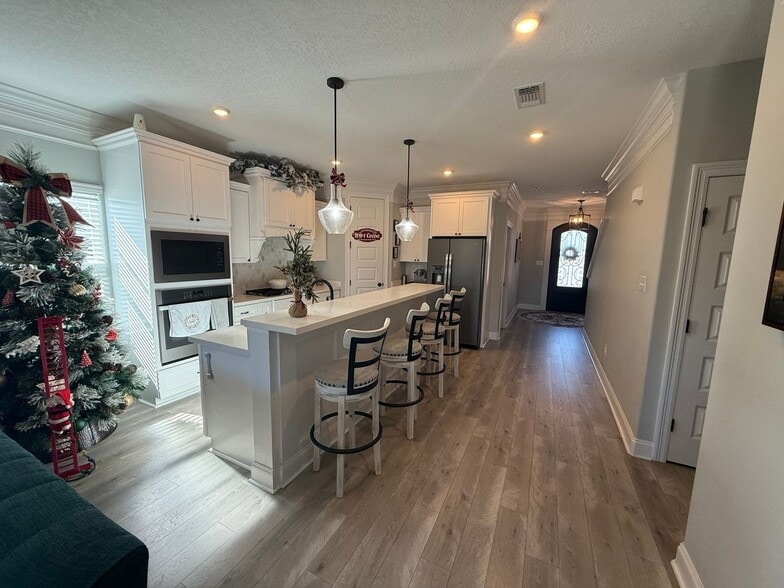 Building Photo - 10484 W Landon Green Cir