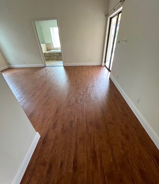 Building Photo - 4020 NW 24th Terrace