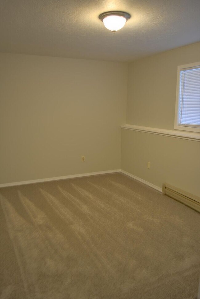 Building Photo - Nora Duplex*