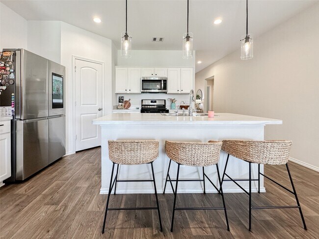 Building Photo - 21527 Violet Rdg Rd