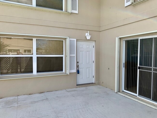 Building Photo - 3387 SW Sunset Trace Cir