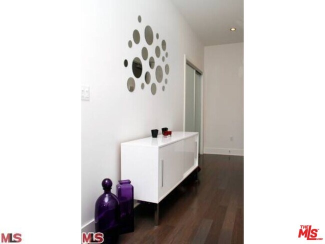 Building Photo - 1700 Sawtelle Blvd