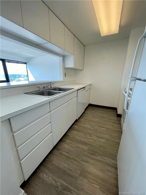 Building Photo - 127 Greyrock Pl