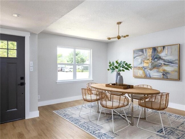 Building Photo - 1606 Colony Creek Dr