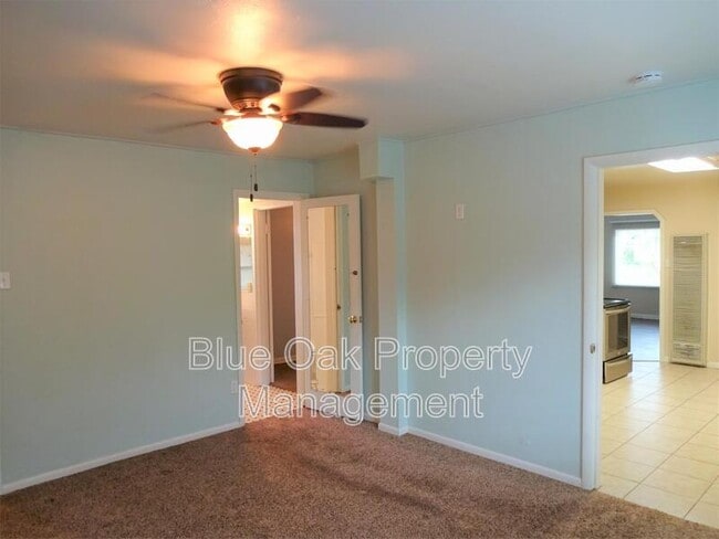 Building Photo - 1187 Warner St