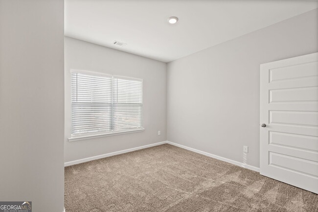 Building Photo - 559 Belmont Ln