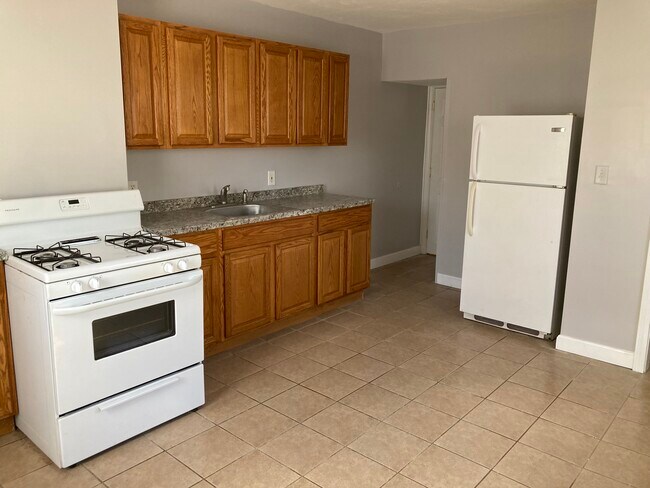 Kitchen 3 - 60 Division St