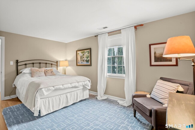 Building Photo - 23 Garden City Rd