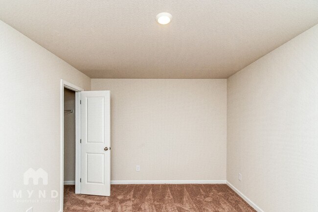 Building Photo - 295 Ivy Bank Dr