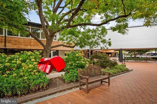 Building Photo - 103 Cross Keys Rd