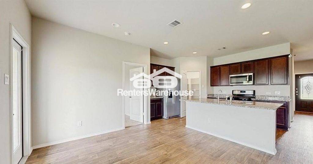 Building Photo - 18277 Eaton Mill Dr