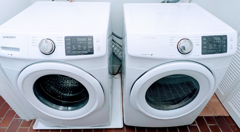 Building Photo - 955 Rogers St