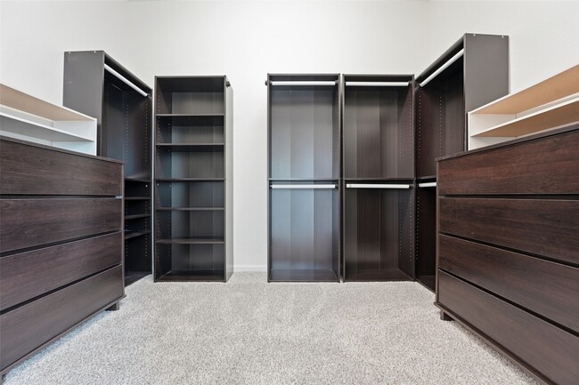 Building Photo - 20803 Oak Preserve Dr