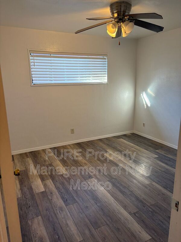 Building Photo - 2714 Eubank Blvd NE