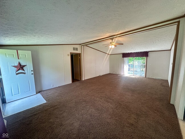 Building Photo - 6081 S County Rd 425 E