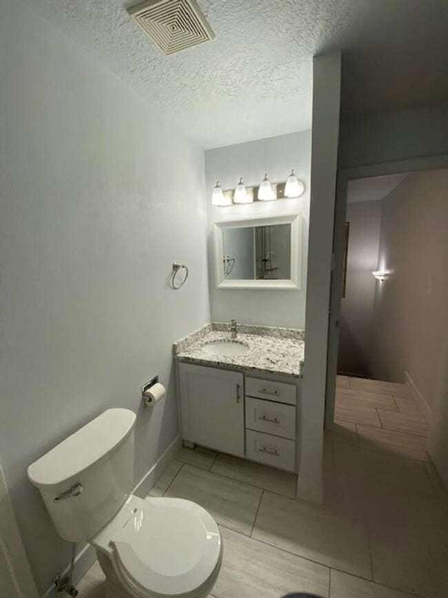 Building Photo - Sanchez Properties LLC 14