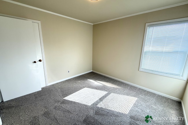 Building Photo - Bright 3-Bedroom Home with Large Backyard in South San Francisco