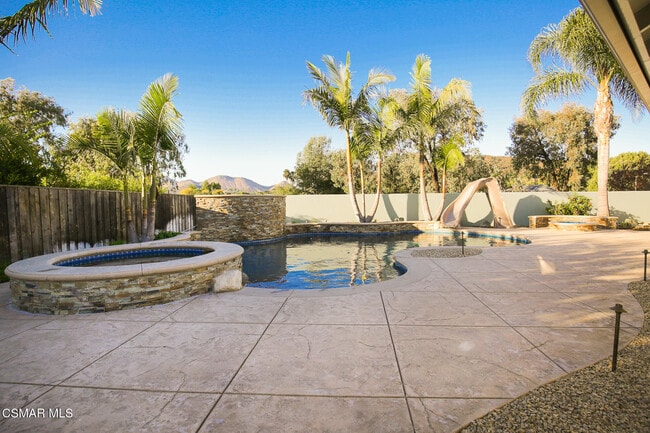 Building Photo - 961 Riopelle Ct