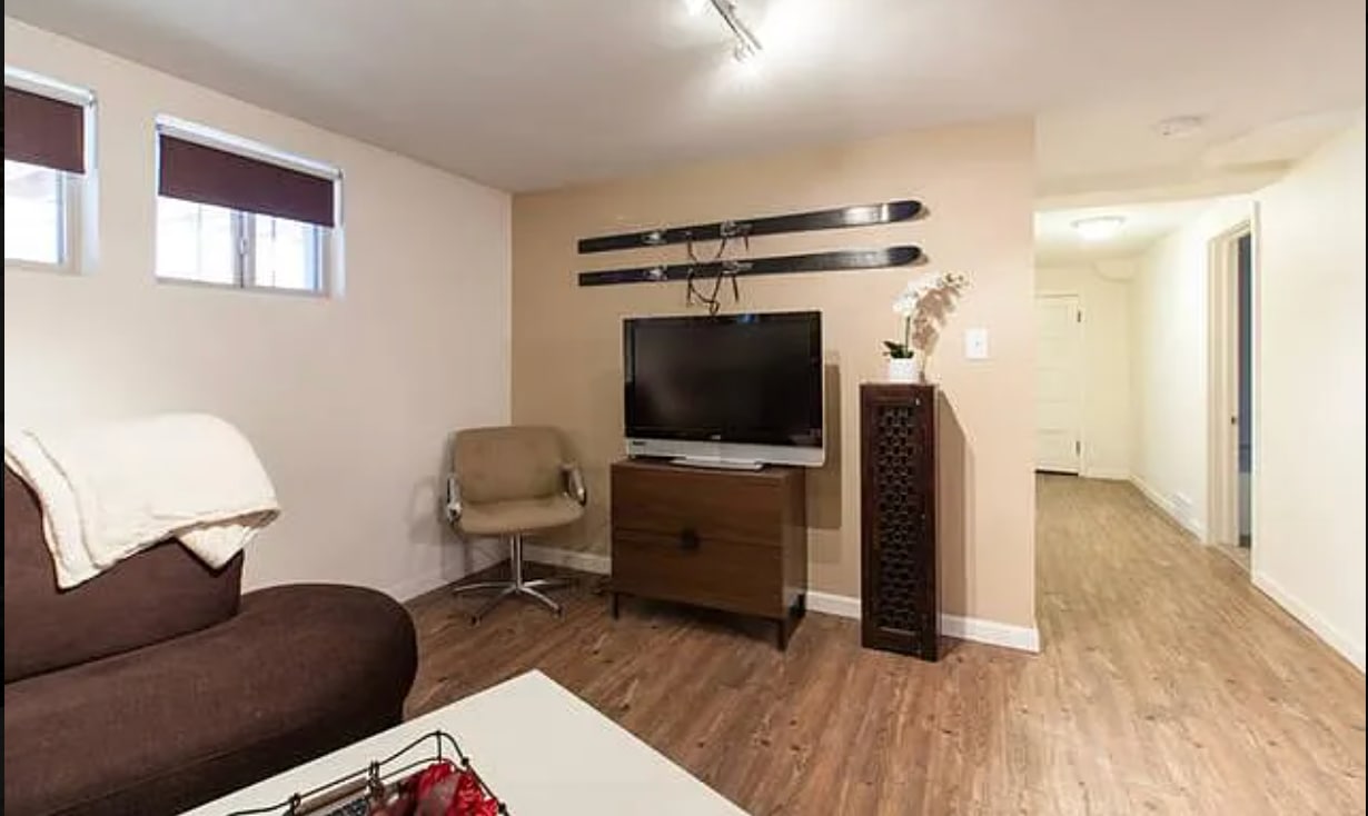 Living Area - 1454 Perry St