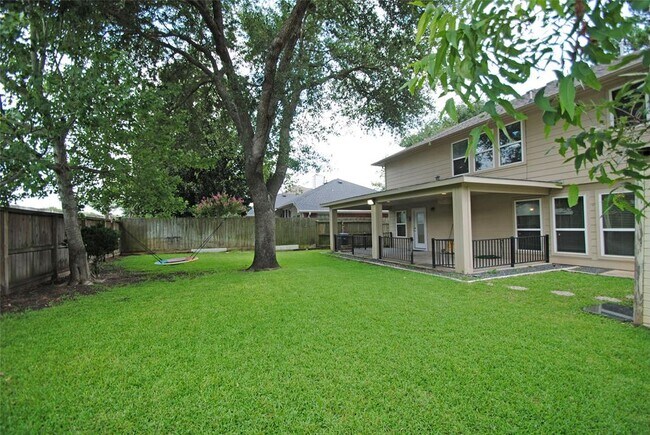 Building Photo - 17110 Fairway Glen Ct