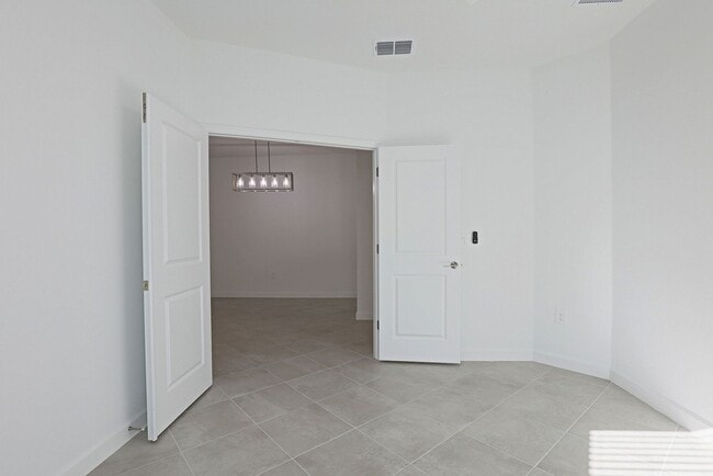 Building Photo - AVAILABLE NOW IN IBIS LANDING