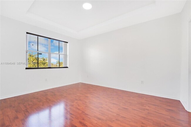 Building Photo - 27433 SW 137th Ct