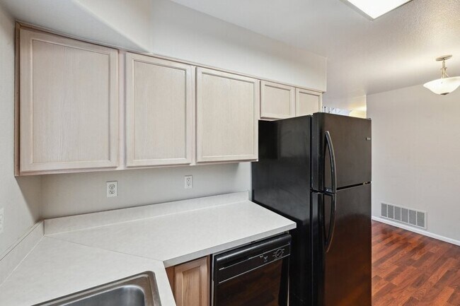 Building Photo - 2434 W 82nd Pl