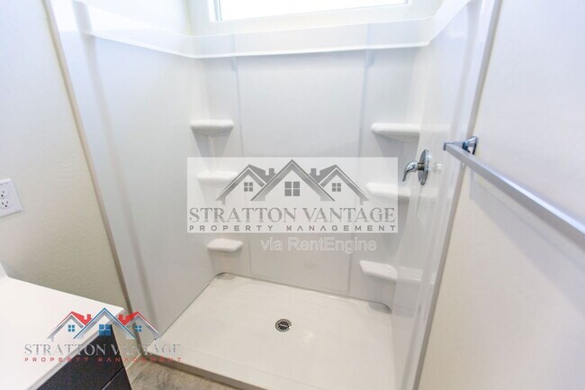 Building Photo - 24618 W Concorda Dr