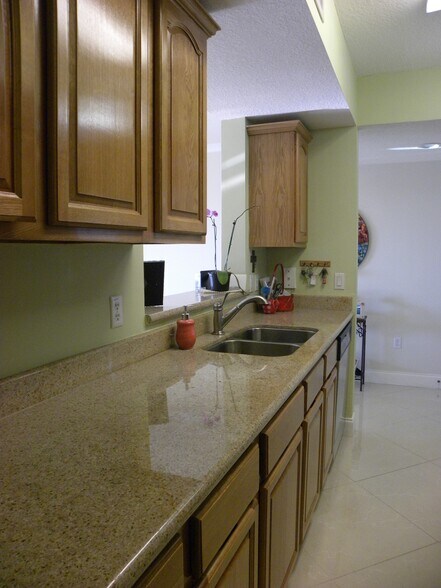 Building Photo - 4242 NW 2nd St