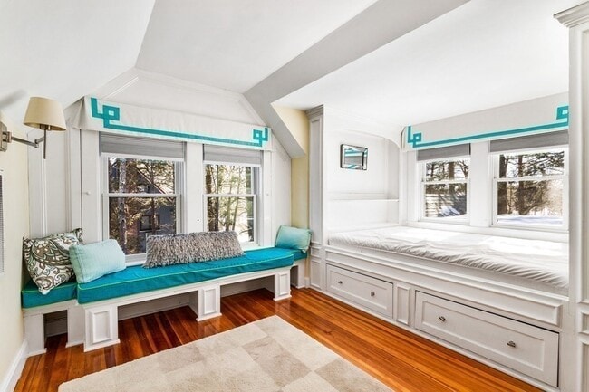 Building Photo - 115 Aspen Ave