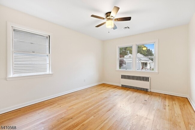 Building Photo - 133 Cleveland Ave