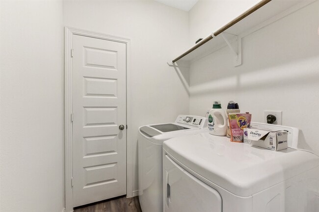 Building Photo - 21030 Voyage Ln