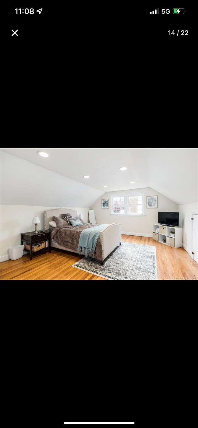 Building Photo - 9 Dermont Ln