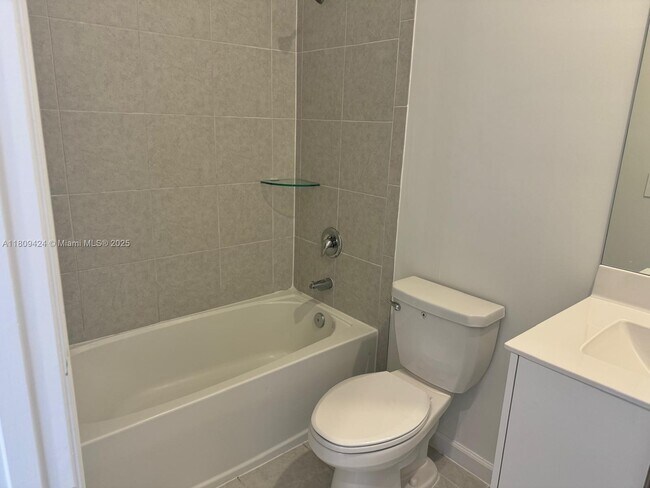 Building Photo - 26459 SW 149th Ave