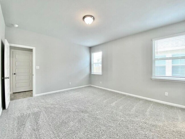 Building Photo - 2420 Pecan Island Dr