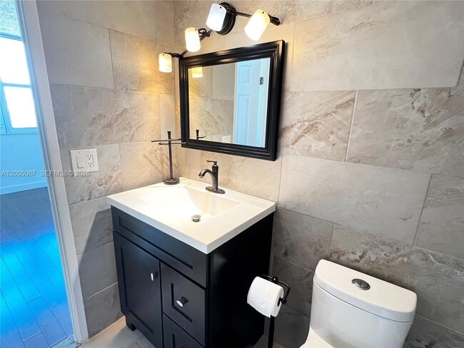 Building Photo - 2841 NE 163rd St