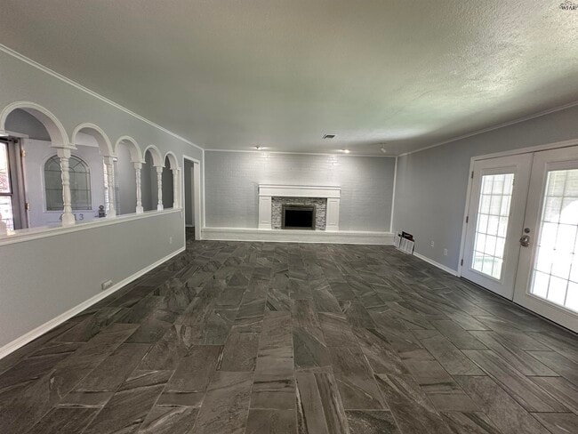 Building Photo - 4513 Martinique