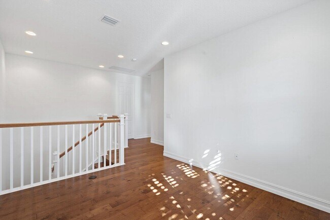 Building Photo - 14579 White Jade Terrace