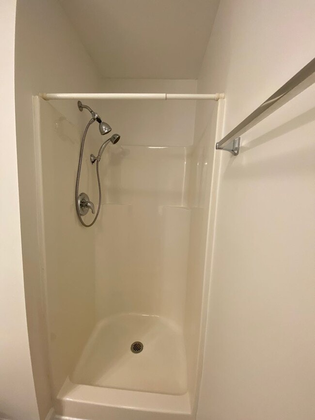 Building Photo - West Asheville - Recently Renovated 3-Bedroom home with large yard