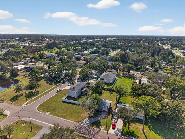 Building Photo - Fully Remodeled 3BR Home with Large Fenced Yard & New Deck