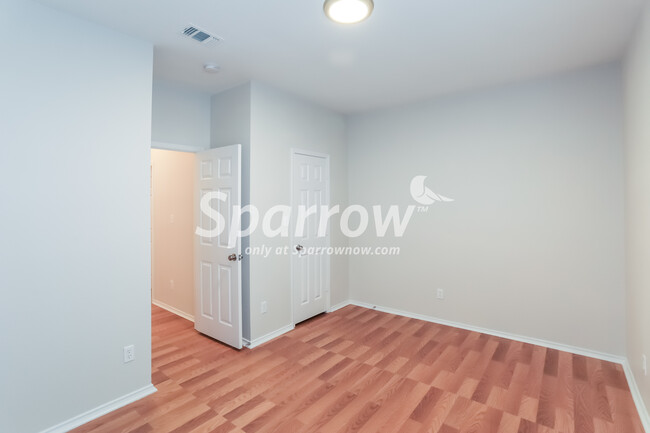 Building Photo - 3208 Palos Verdes Drive