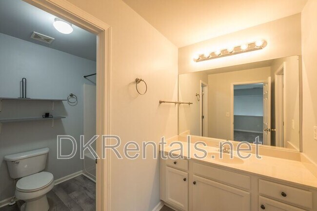 Building Photo - 5192 Centennial Creek View NW