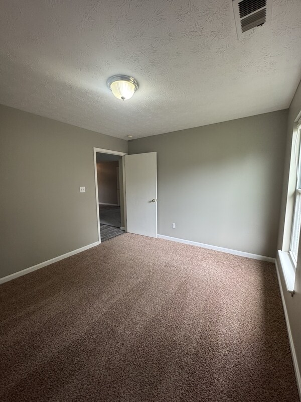 Building Photo - 9708 Stream View Trail