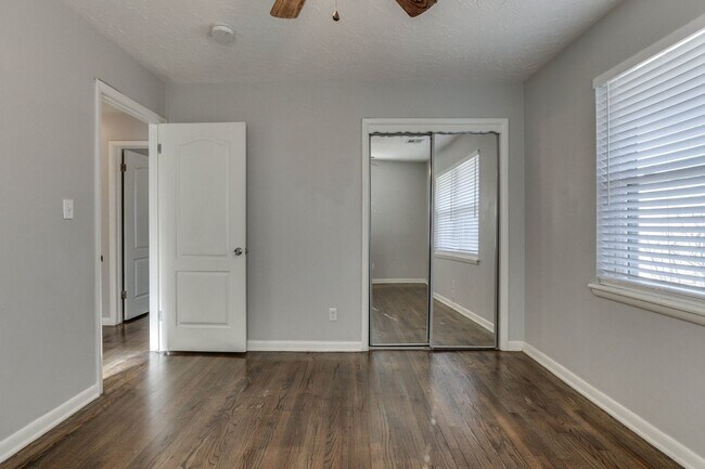 Building Photo - Three bed home in the heart of The Village